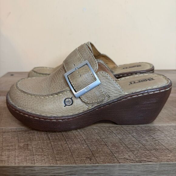 Born Shoes W2635 Genuine Leather Wedge Closed Toe Slip-On Clog Shoes size 8 - Picture 1 of 9